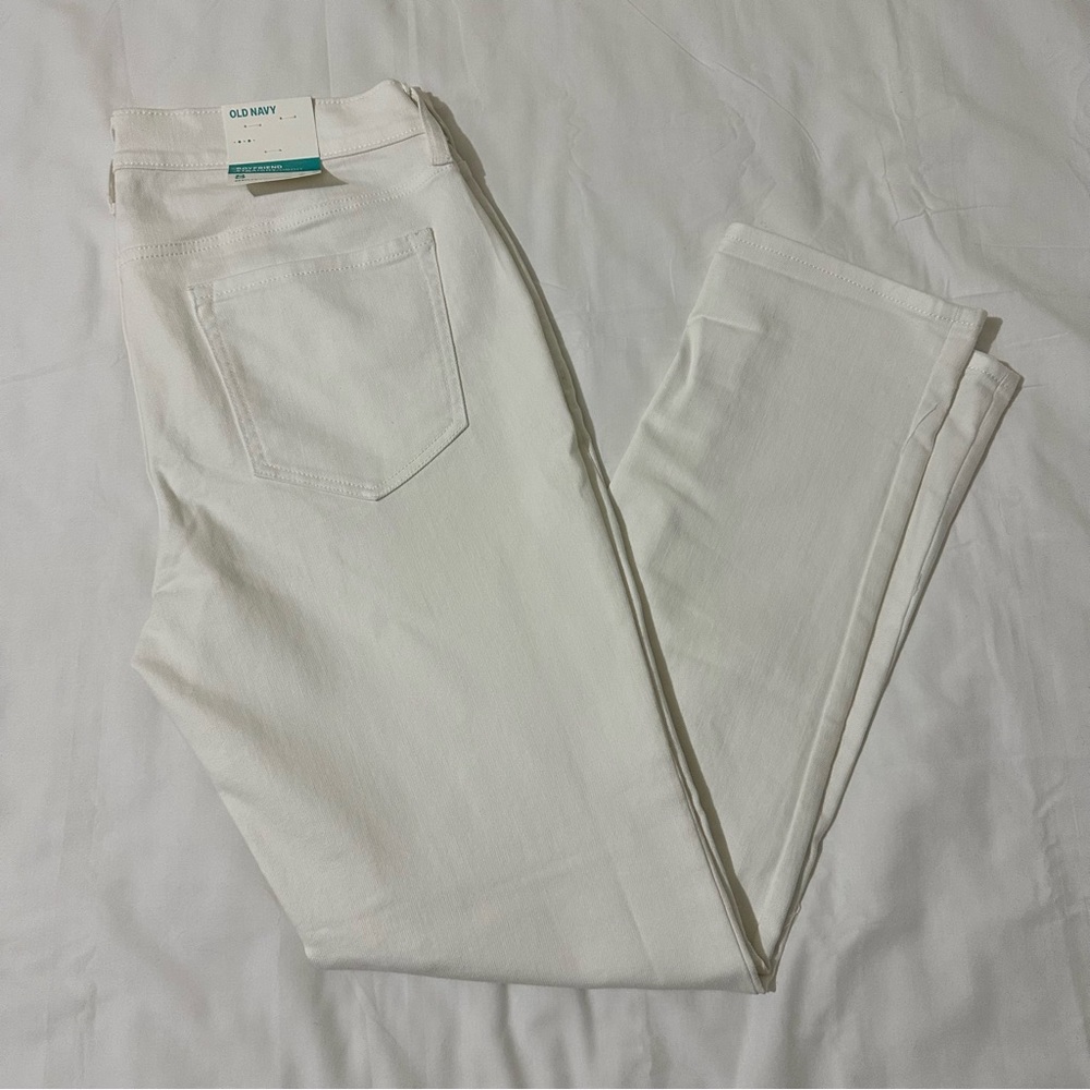Old Navy White Boyfriend Jeans - Clean Classic Style